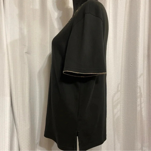 Alfred Dunner Black Short Sleeve Tee With Giraffe Size Petite Medium - Picture 2 of 5